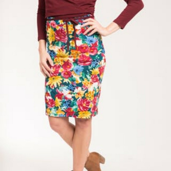Agnes & Dora Pencil Skirt - Picture 1 of 1